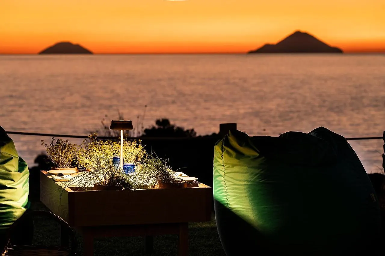 Therasia Resort Sea And Spa - The Leading Hotels Of The World Вулкано Италия